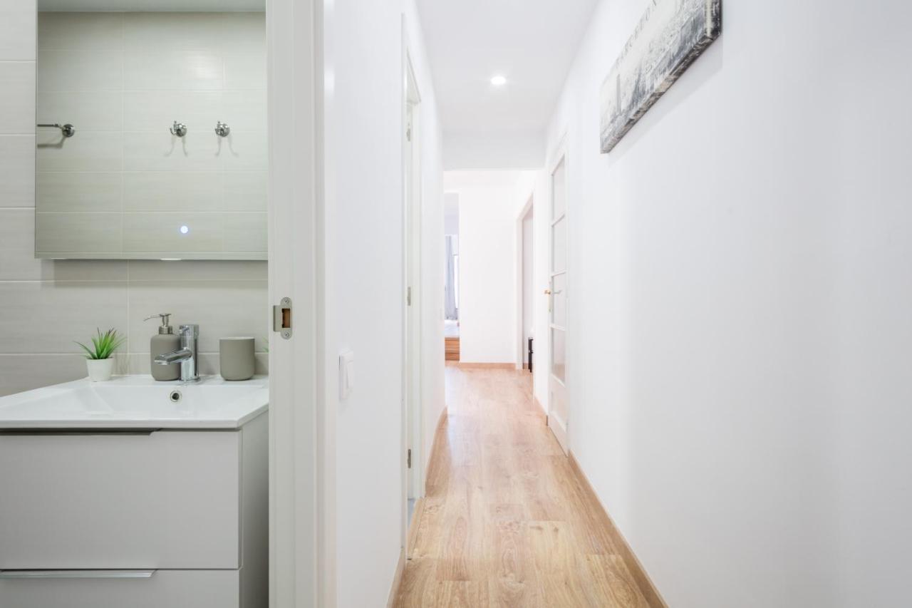 Blau Atic Apartment Барселона Екстер'єр фото