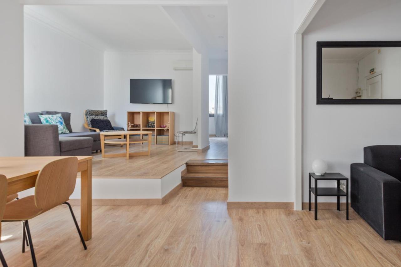Blau Atic Apartment Барселона Екстер'єр фото